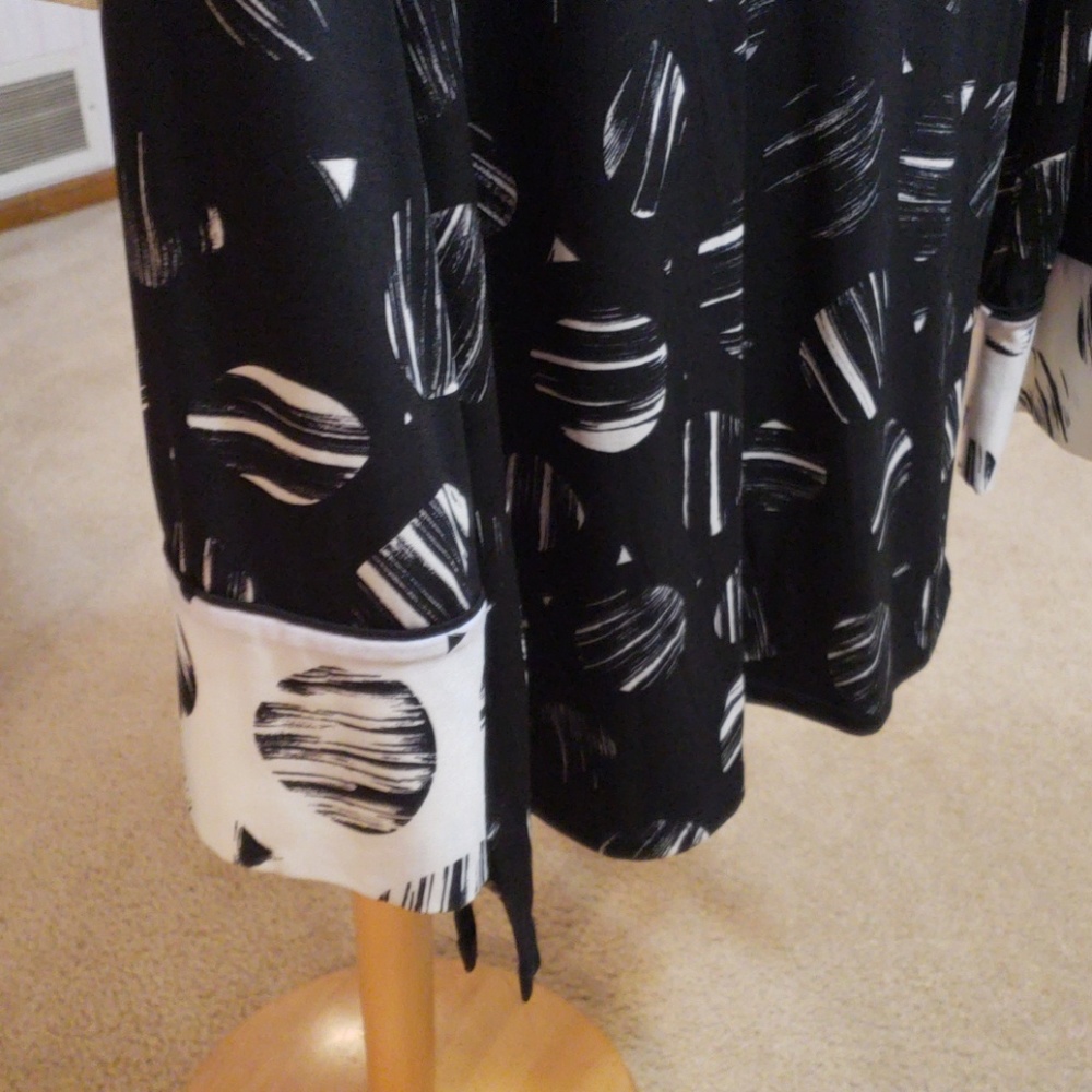 Pullover Top - image 3